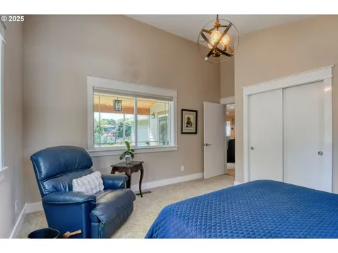 1329 NW Horn Avenue Pendleton OR 97801