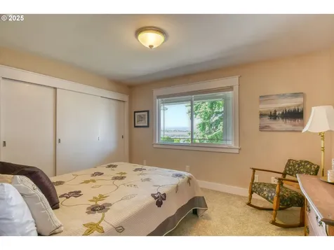 1329 NW Horn Avenue Pendleton OR 97801