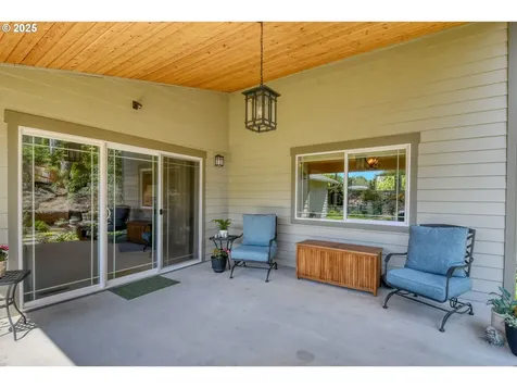 1329 NW Horn Avenue Pendleton OR 97801