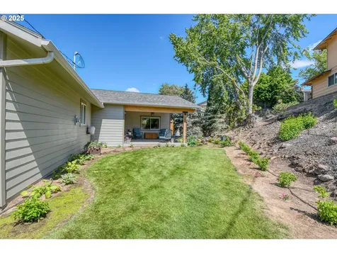 1329 NW Horn Avenue Pendleton OR 97801