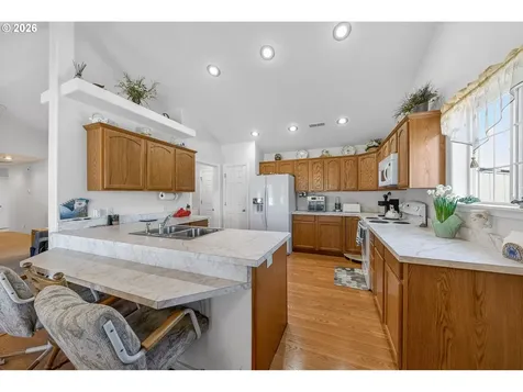 101 Pleasant View Loop Roseburg OR 97471