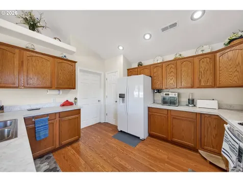 101 Pleasant View Loop Roseburg OR 97471
