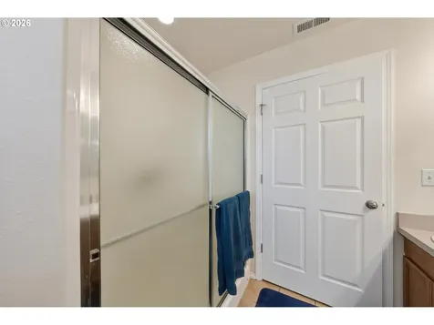 101 Pleasant View Loop Roseburg OR 97471