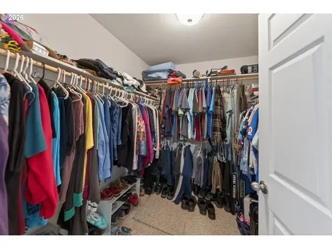 101 Pleasant View Loop Roseburg OR 97471