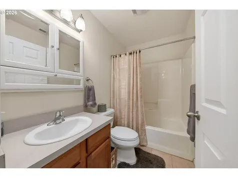 101 Pleasant View Loop Roseburg OR 97471