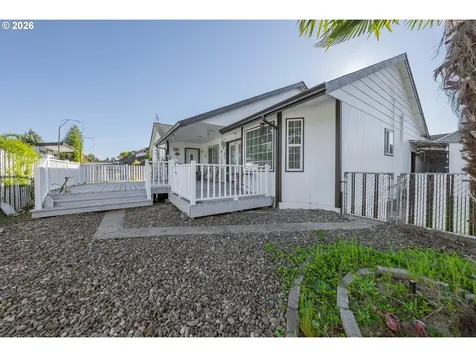 101 Pleasant View Loop Roseburg OR 97471