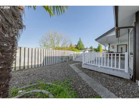 101 Pleasant View Loop Roseburg OR 97471