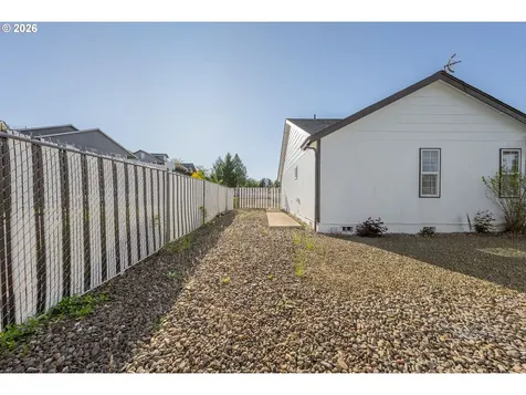 101 Pleasant View Loop Roseburg OR 97471