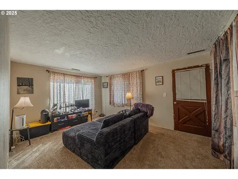 1205 Ocean Terrace Coos Bay OR 97420
