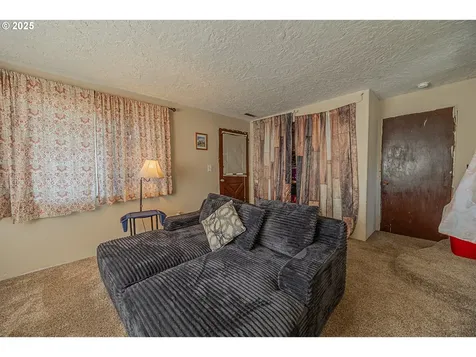 1205 Ocean Terrace Coos Bay OR 97420