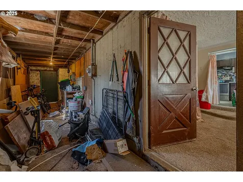 1205 Ocean Terrace Coos Bay OR 97420