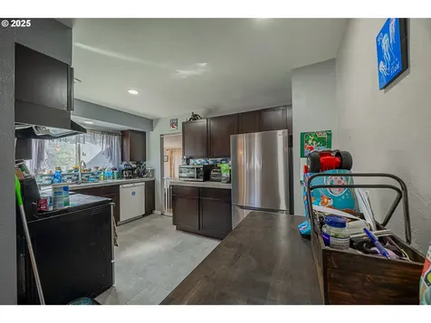 1205 Ocean Terrace Coos Bay OR 97420