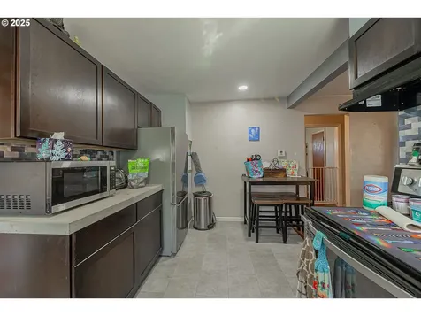 1205 Ocean Terrace Coos Bay OR 97420