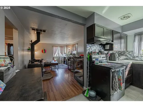 1205 Ocean Terrace Coos Bay OR 97420