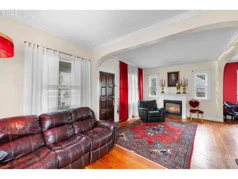 10936 NE Wygant Street Portland OR 97220