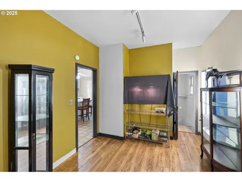 10936 NE Wygant Street Portland OR 97220
