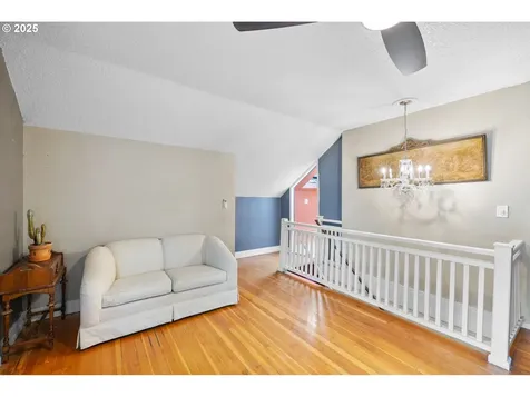 10936 NE Wygant Street Portland OR 97220