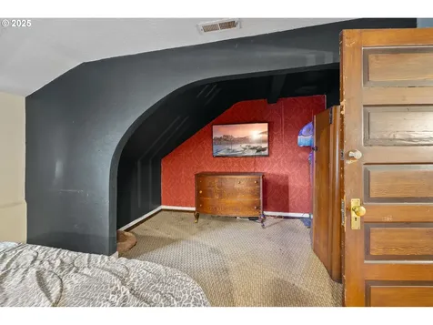 10936 NE Wygant Street Portland OR 97220