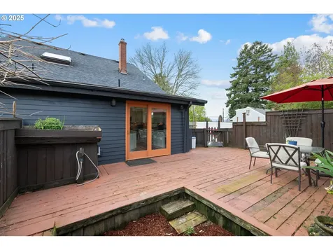 10936 NE Wygant Street Portland OR 97220
