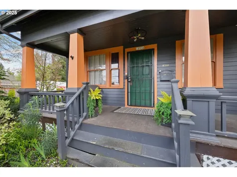 10936 NE Wygant Street Portland OR 97220