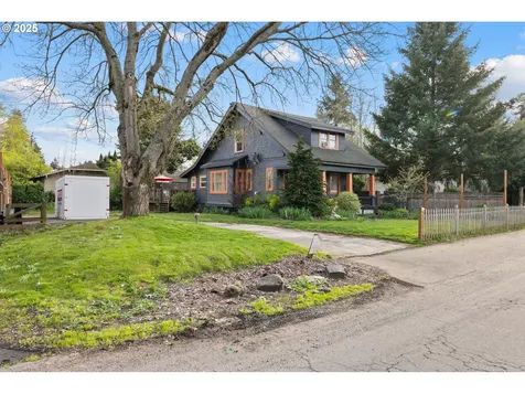 10936 NE Wygant Street Portland OR 97220