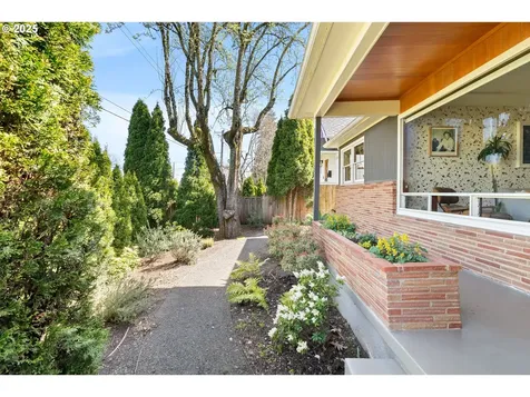 3524 NE Killingsworth Street Portland OR 97211