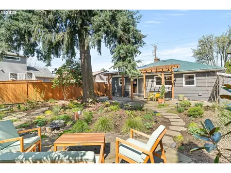 3524 NE Killingsworth Street Portland OR 97211