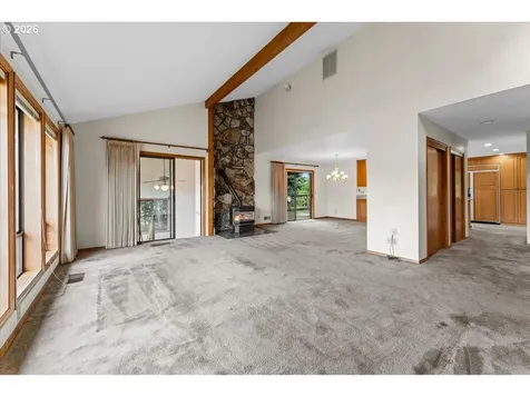 17501 NE Clackamas Street Portland OR 97230