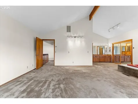 17501 NE Clackamas Street Portland OR 97230
