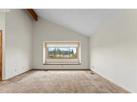 17501 NE Clackamas Street Portland OR 97230