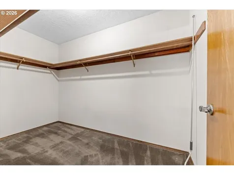 17501 NE Clackamas Street Portland OR 97230