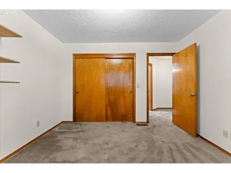 17501 NE Clackamas Street Portland OR 97230