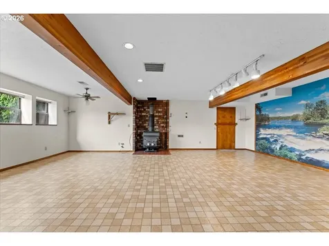 17501 NE Clackamas Street Portland OR 97230