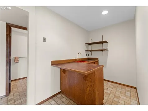 17501 NE Clackamas Street Portland OR 97230