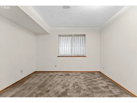 17501 NE Clackamas Street Portland OR 97230