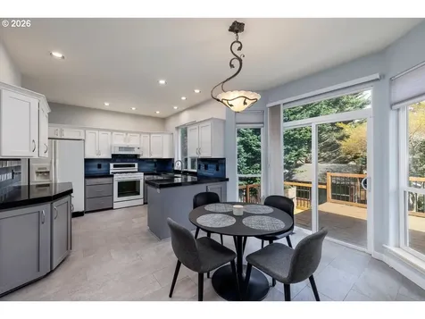7948 SW Leland Drive Beaverton OR 97007
