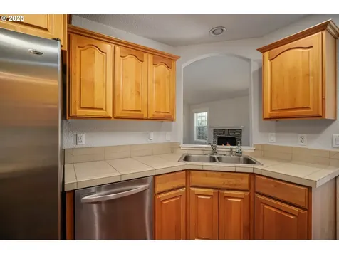 1897 NE Lucy Belle Street Mcminnville OR 97128