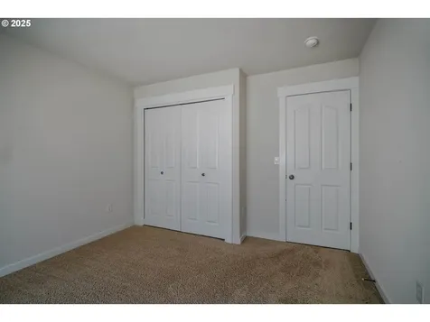 1897 NE Lucy Belle Street Mcminnville OR 97128