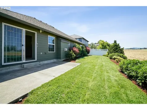 1897 NE Lucy Belle Street Mcminnville OR 97128