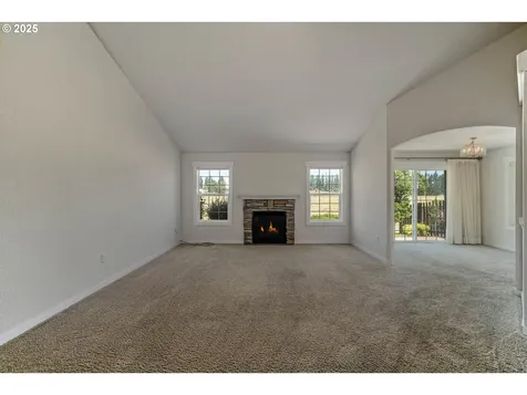 1897 NE Lucy Belle Street Mcminnville OR 97128