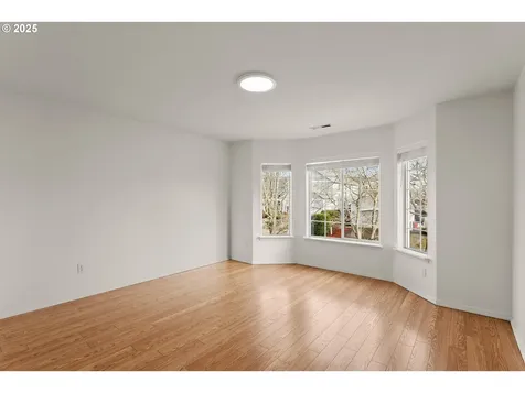 5311 NW Skycrest Parkway Portland OR 97229