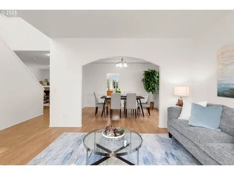 5311 NW Skycrest Parkway Portland OR 97229
