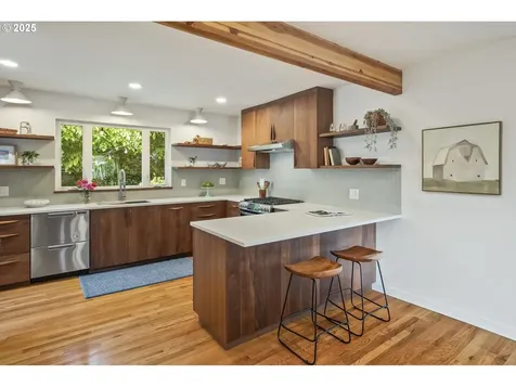 4417 SE Rural Street Portland OR 97206