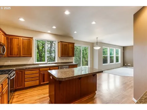 15757 SW Snowy Owl Lane Beaverton OR 97007