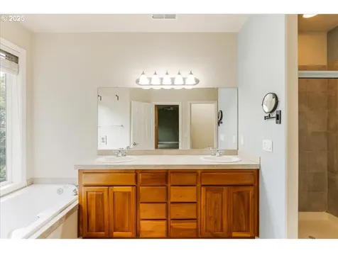 15757 SW Snowy Owl Lane Beaverton OR 97007