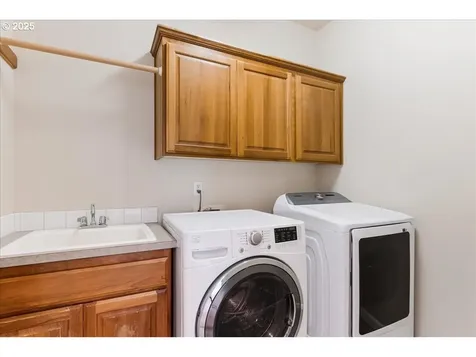 15757 SW Snowy Owl Lane Beaverton OR 97007