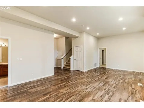 15757 SW Snowy Owl Lane Beaverton OR 97007
