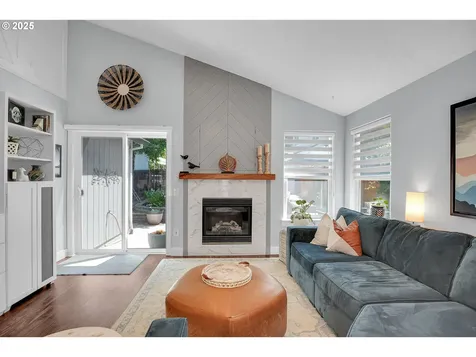 18244 Van Fleet Avenue Sandy OR 97055
