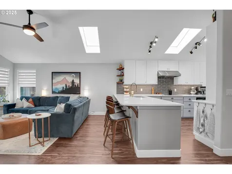 18244 Van Fleet Avenue Sandy OR 97055