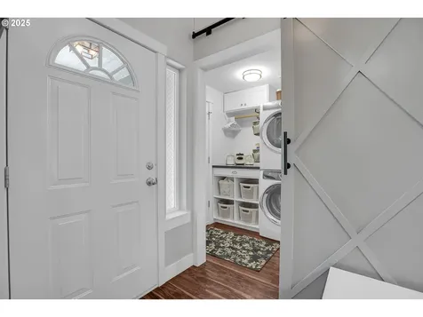 18244 Van Fleet Avenue Sandy OR 97055